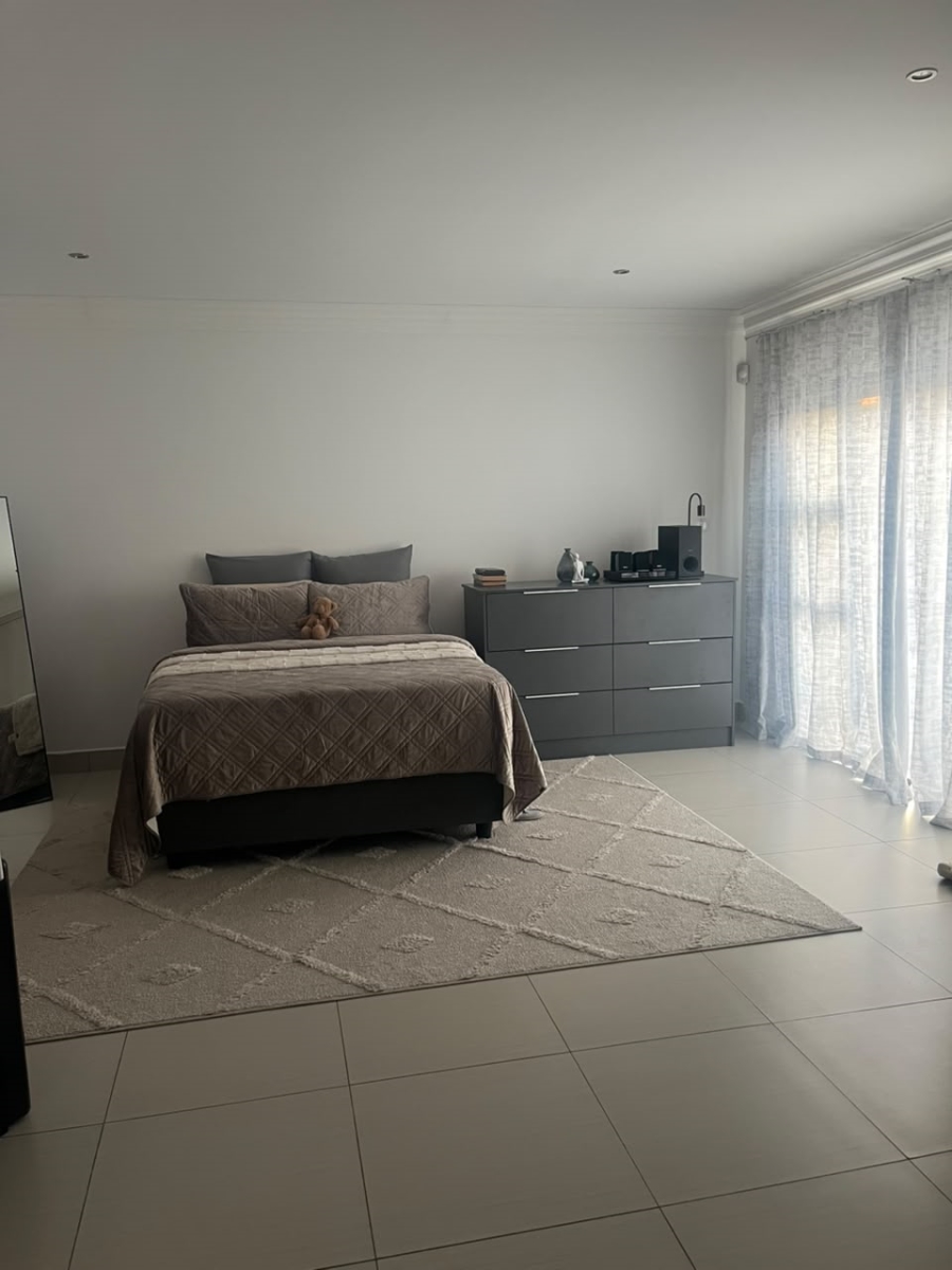4 Bedroom Property for Sale in Heuwelsig Free State